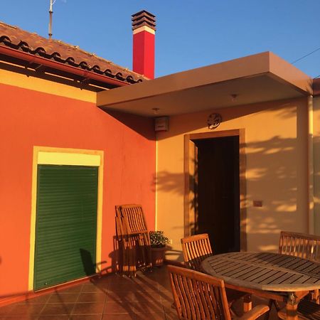 Small Apartment Near Athens Airport Pikermion Экстерьер фото